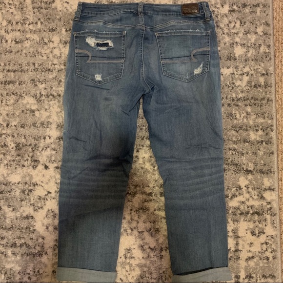 American Eagle Destructed Stretchy Cropped Jeans - Picture 4 of 4